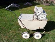 Retro dockvagn från 50- talet