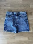 Fin jeanskjol från H&M 