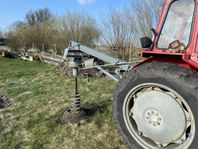 Jordborr, traktor driven