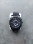 Ny Fossil herrklocka svart