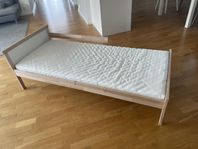 växa säng IKEA 