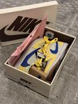 Air Jordan 1 Travis Scott Canary  Low Deadstock