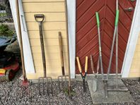 Äldre trädgårdsredskap 