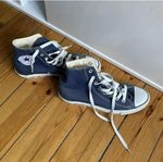 Blå Converse All Star höga sneakers