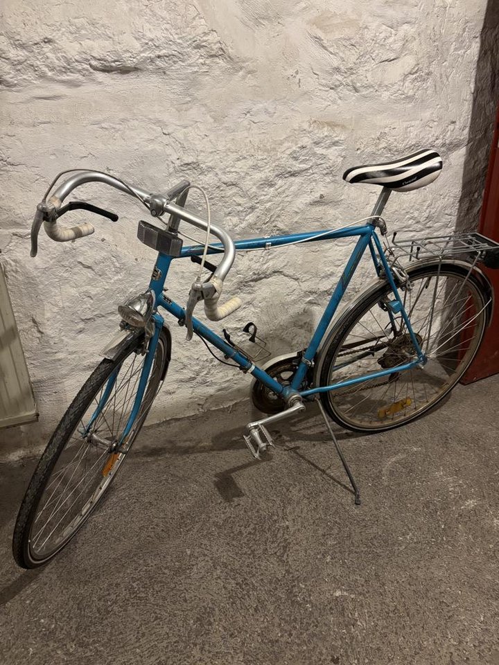 Crescent världsmästarcykeln (...