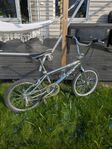 robust BMX - cykel