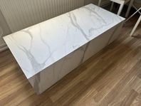 Soffbord i marmor laminat