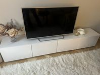 TV bänk i vitt - IKEA Bestå 