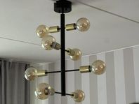 Mycket fin och stilren taklampa