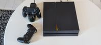 Playstation 4 PS4 samt 2 kontroller + laddare