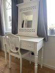 sminkbord skrivbord sideboard spegel stol