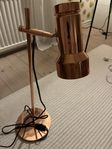 lampa i metall