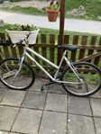  26 tum, 21 växlad MTB (mountain bike)