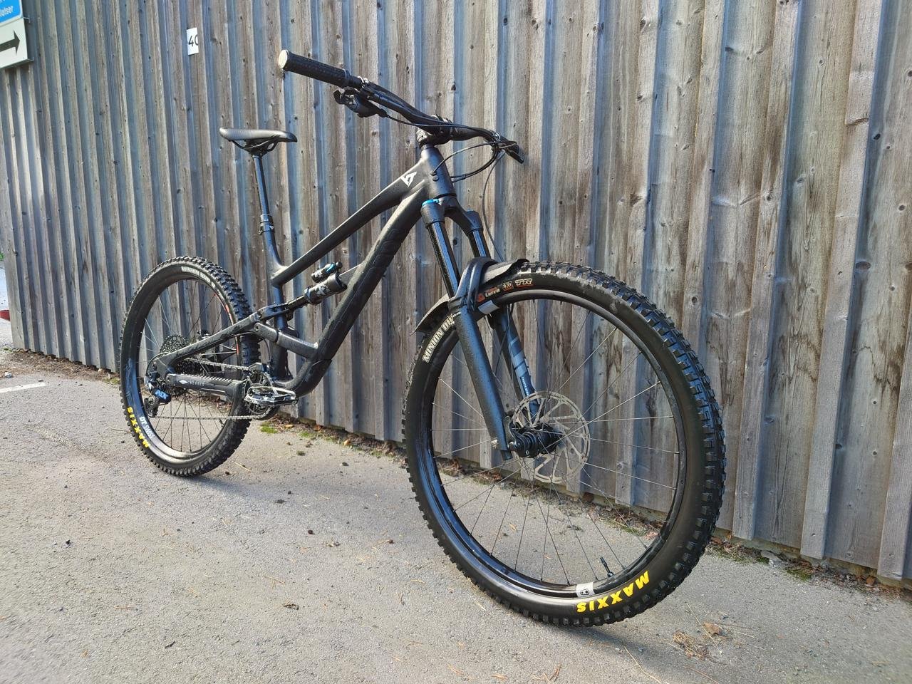 YT Capra Core 2 MX, 2022