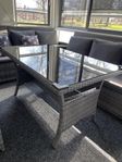 utebord med glas