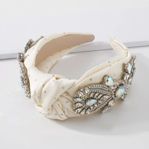 Vitt hårband/diadem med strass