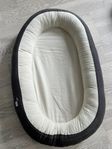 Voksi babynest-  beige/mörkgrå