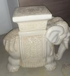 Elefant i porslin  ' Höjd 45 cm