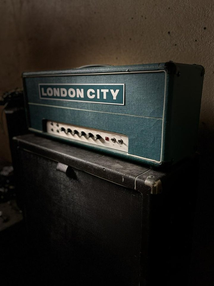 London City ”Super Amplifier”...