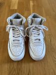Nike Court Vision Mid - sneakers storlek 39