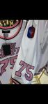  basket-/streetwear-set från George V.