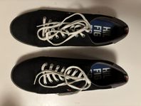 Tommy Hilfiger shoes black