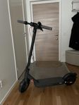 Xiaomi ElScooter 4 Pro (2:a generationen) NE – Nyskick
