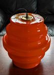 Orange taklampa i glas