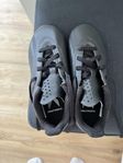 Barn junior fotbollsskor Adidas stl 31 