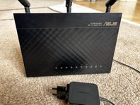 Router från Asus, två stycken.