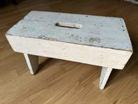 Äldre charmig pall
