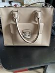 Michael Kors väskor
