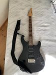 Elgitarr, Yamaha ERG 121, inkl. fodral