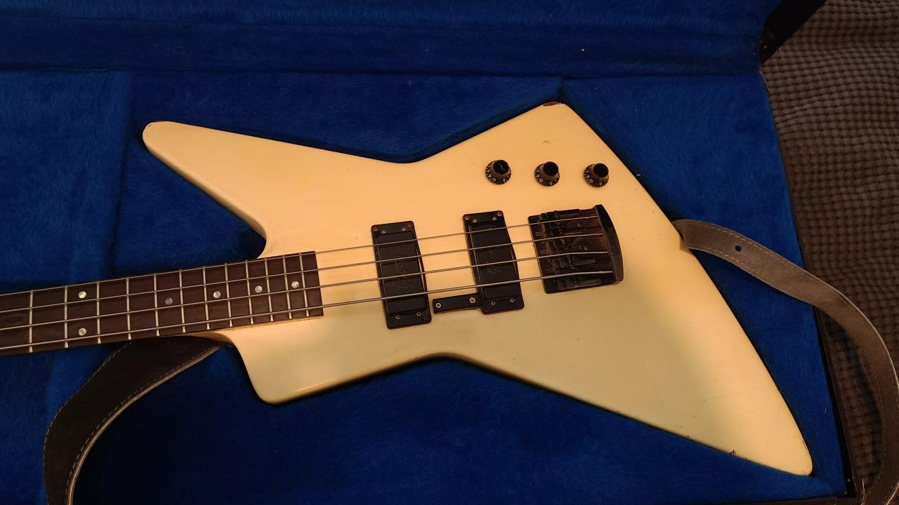 Gibson Explorer bas 1986