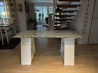 Skrivbord