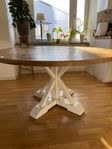 Rustikt matbord från Trademax