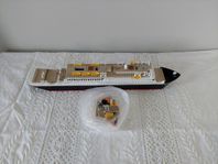 Lego liknande titanic båt köpt på museum.