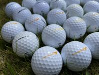 30 st Callaway warbird golfbollar i bra skick