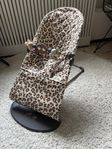 BabyBjörn Babysitter Bliss, leopard
