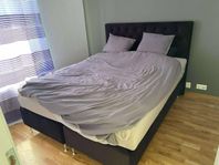 Säng 200cmX160cm Väldigt bra skick