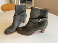 Whyred boots grått skinn