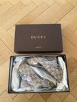 Gucci pumps strl 35. 4000kr