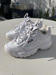 Fila skor
