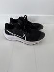 Nike Pegasus zoom i stl. 36 löparskor skor