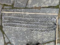 Rejäl kätting 10 mm tjock med krok ca 460 cm lång
