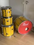 Pearl Export trumset från tidigt 90-tal, inkl väskor