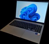 Ny Samsung Book2 - 15,6 tum. I7 /16GB RAM/512 GB SSD