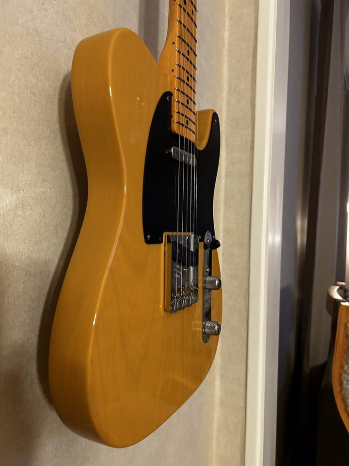 Fender Telecaster AVRI 52
