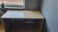 Skrivbord 