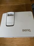 BenQ W1100 